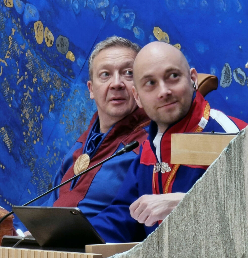 Tom Sottinen (Ap) er plenumsleder og Tor-Gunnar Nystad (NSR) er nestleder. Plenumsledelsen har oppdraget å følge opp flertallsmerknaden i plenum om å undersøke valgmanntallet.
 Foto: Steinar Solaas