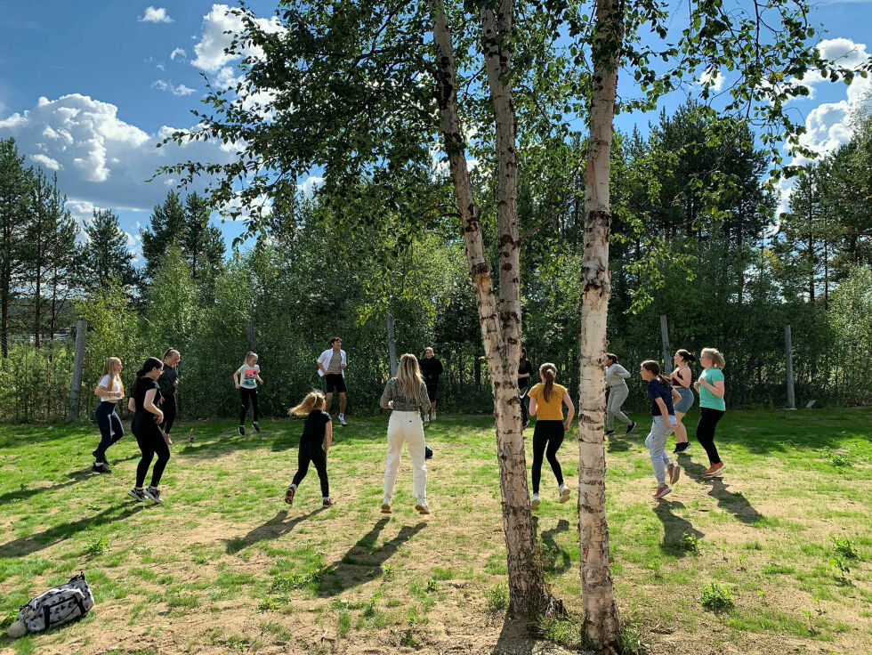 Her et bilde fra en av de tidligere sommercampene. I en liten uke blir unge kjent med musikk, dans, drama og scenearbeid gjennom teaterleker og felles aktiviteter.
 Foto: HATS