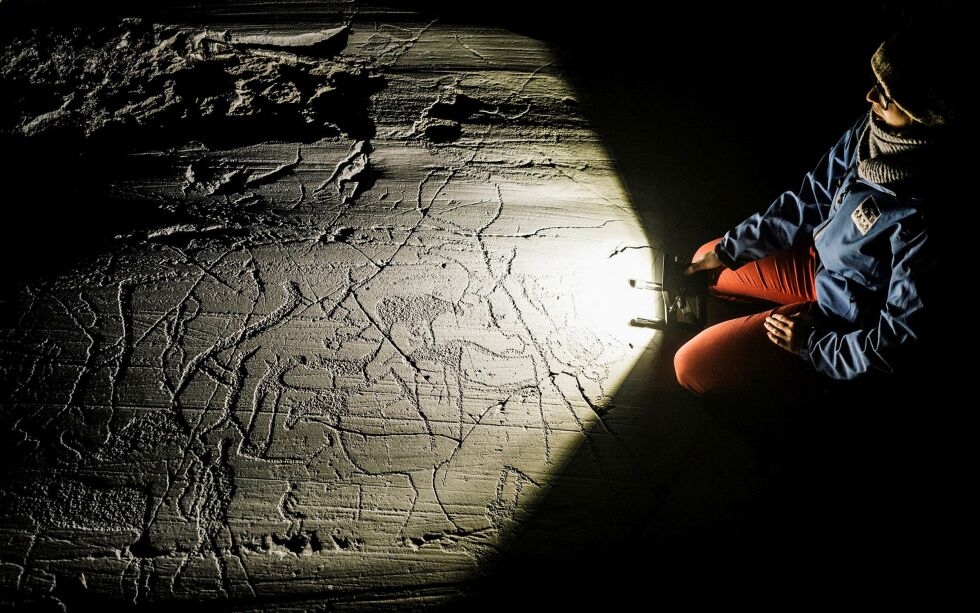 «Verdensarvinger» skal studere bergkunsten i Alta.
 Foto: Stefan Bellika-Alta Museum