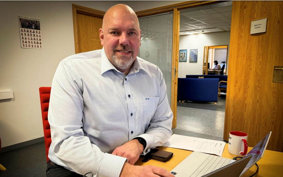 Fylkesordfører Hans-Jacob Bønå ønsker alle i Finnmark en riktig god jul og et godt nytt år.
 Foto: Karoline Almås Sørensen/FFK