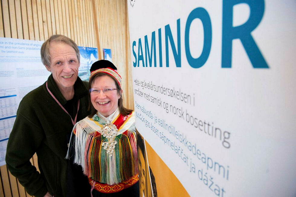 Ann Ragnhild Broderstad, leder for Senter for samisk helseforskning, som gjennomfører SAMINOR-undersøkelsen og Eiliv Lund, epidemiolog og professor emeritus ved UiT, som startet Senter for samisk helseforskning i 2001.
 Foto: Stig Brøndbo/UiT