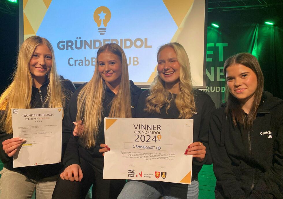 Ungdomsbedriften CrabBoost fra Kirkenes videregående skole består av Mia Kristoffersen, Karen Skog, Marthe Andersen, Malin Bendiksen og Hanna Memic. Sistnevnte er ikke på bildet.
 Foto: UE Arktis