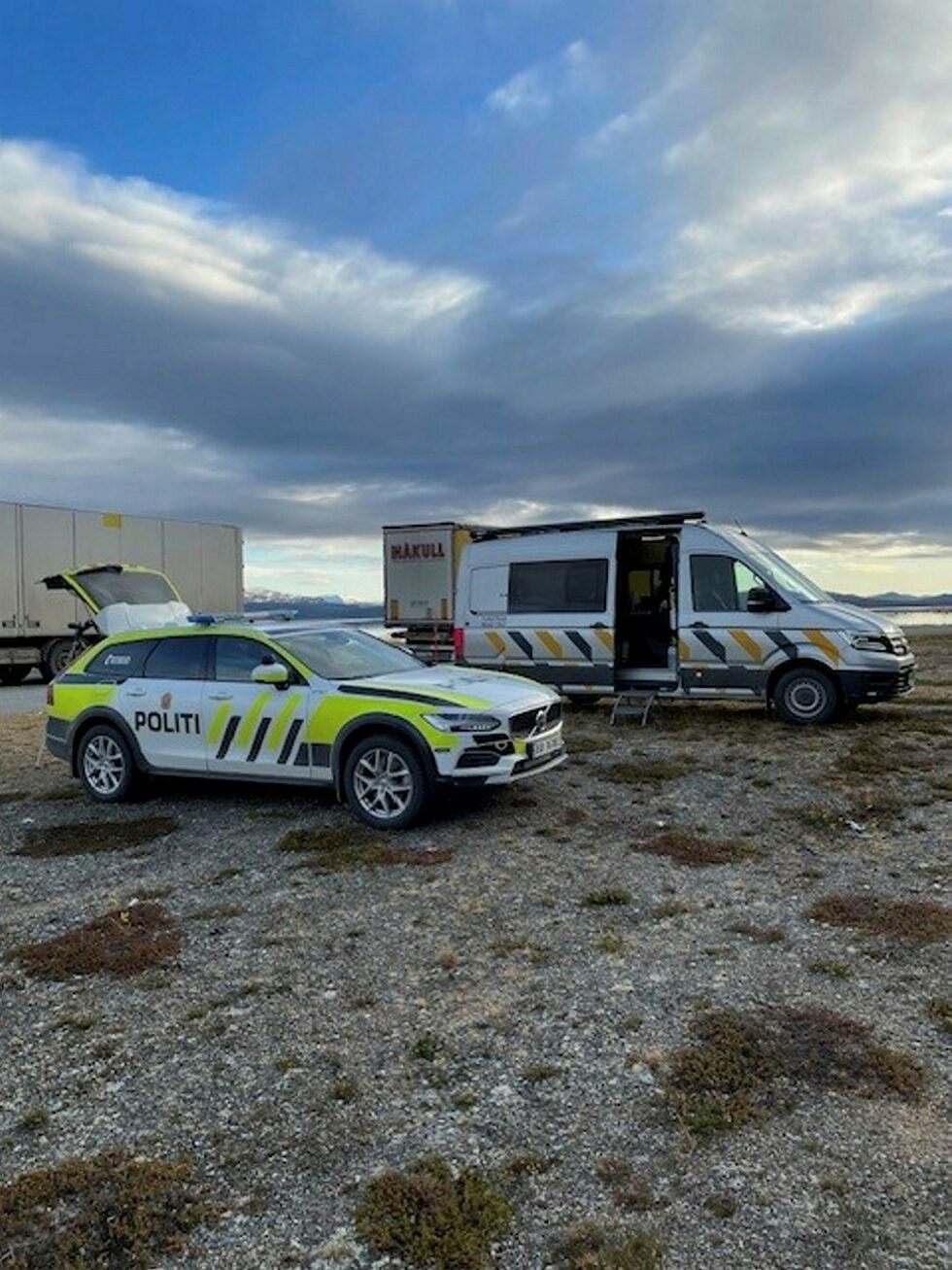 Vegvesenet, i samarbeid med politet, har i løpet av den siste uka gjennomført storbilkontroll flere steder i Vest-Finnmark.
 Foto: Statens vegvesen