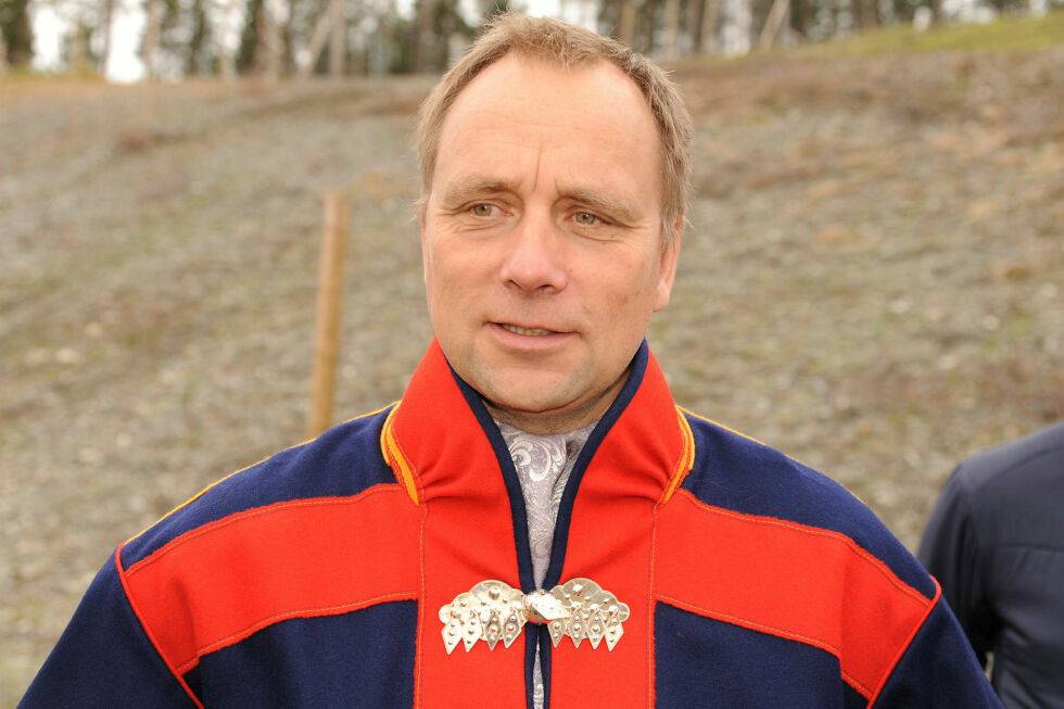 Nestleder i NRL, Leif Anders Somby, kan fortelle at det er satt i gang et arbeid som skal se på dagens beredskapssystem og tiltak for klimatilpasning. Herunder også konsekvenser av ordningen med nødfôring.
 Foto: Rita Heitmann