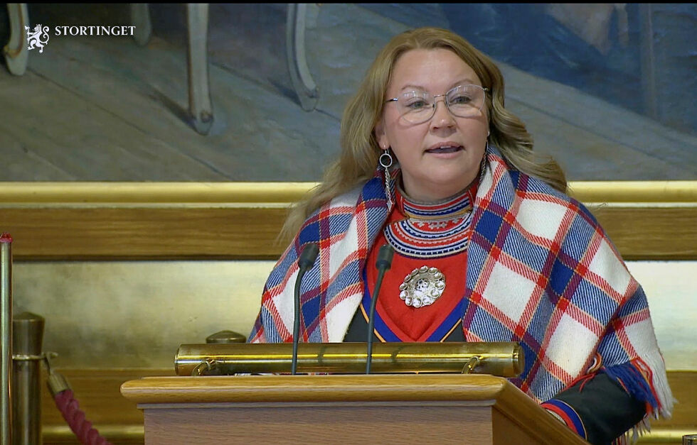 Her fremmer Hilde Marie Gaebpie Danielsen (SV) om uavhengig granskning av Fosen-saken.
 Foto: Skjermbilde av stortinget.no