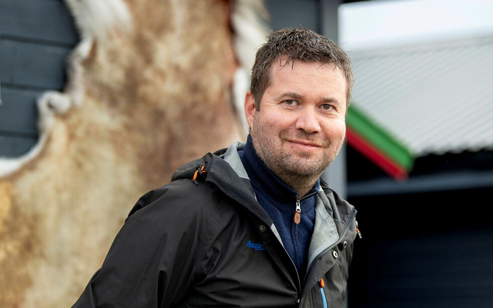 Landbruksminister Geir Pollestad besøker Sør-Varanger og er blant annet med på folkemøte.
 Foto: Cecilie Bergan Stuedal