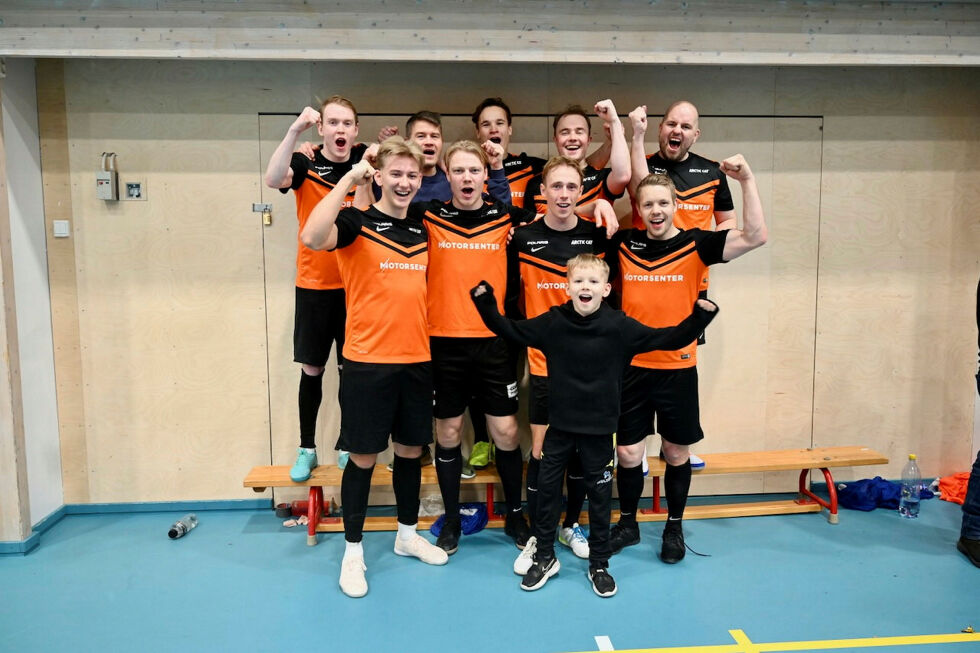 Rødfis, veldig glade etter seier i cupen!
 Foto: Yvette M Stornes