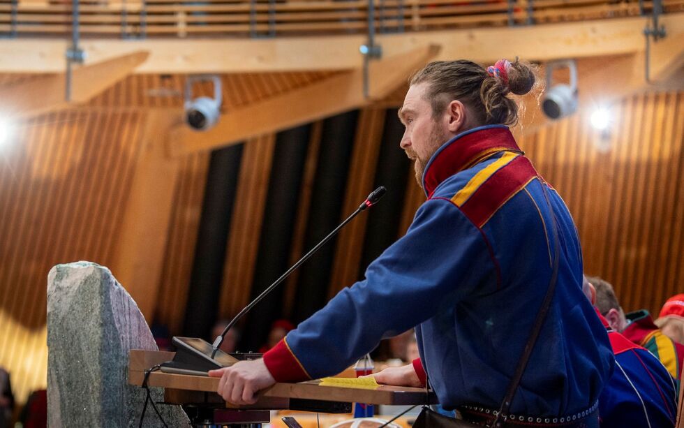 Beaska Niillas i Norske Samers Riksforbund (NSR) slår et slag for å se over grensene i Sápmi.
 Foto: Cecilie Bergan Stuedal