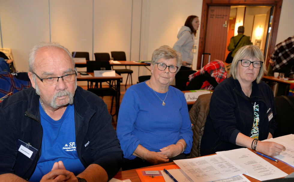 Delegasjonen fra Gratangen SFF: Gunnvald Furås, Irene Hansen og Wenche Monica Olsen.
 Foto: Steinar Solaas