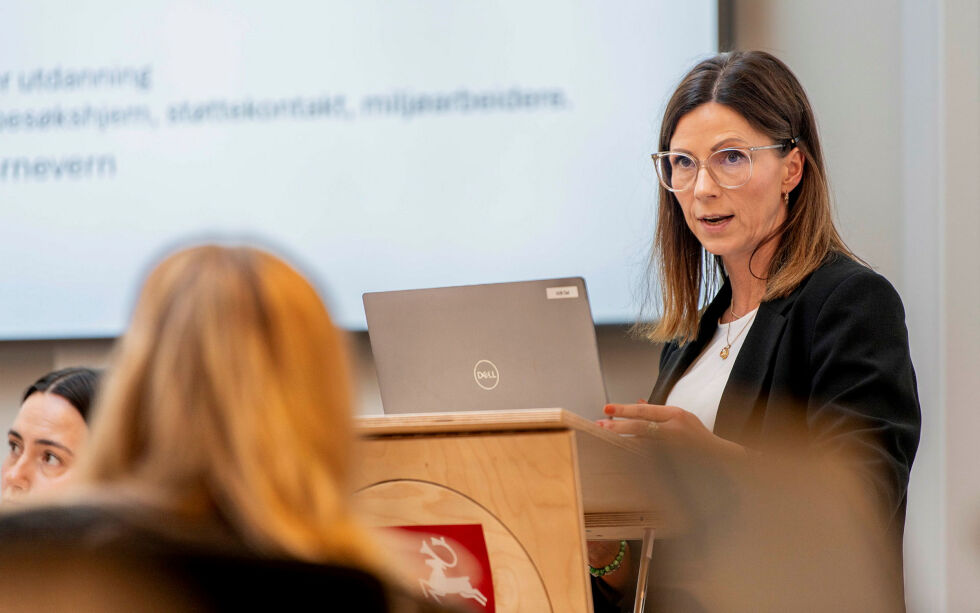 Leder for barneverntjenesten i Midt-Finnmark, Anette Haugli, forteller at det er svært få meldinger som henlegges.
 Foto: Cecilie Bergan Stuedal