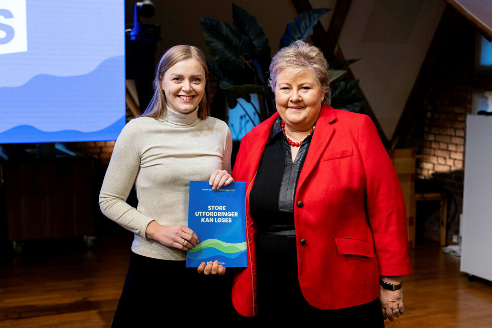 Høyres nestleder Tina Bru og partileder Erna Solberg har lagt frem partiets alternative statsbudsjett for 2025.
 Foto: Hans Kristian Thorbjornsen