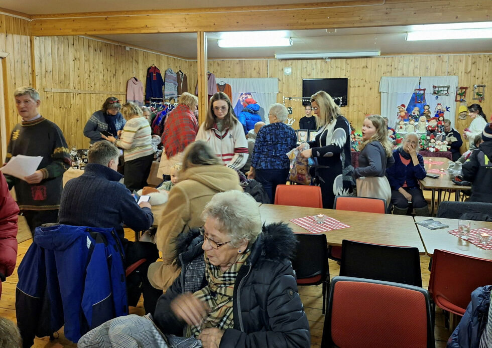 Stinn brakke på julemarkedet i Polmak.
 Foto: Torbjørn Monsen