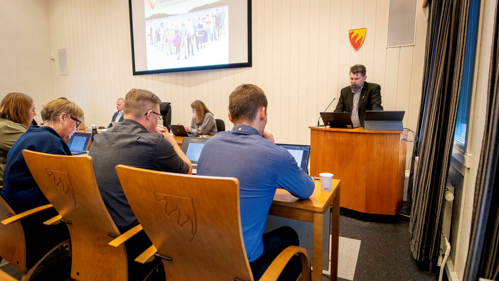 Robert Nesje (Ap) trakk frem at i før­ste klasse ved Kir­ke­nes sko­le er 53 pro­sent ikke nor­ske.
 Foto: Cecilie Bergan Stuedal