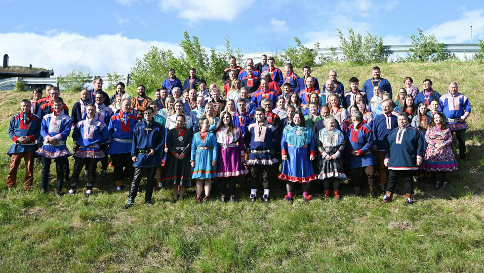 Delegatene samlet på NRL sitt landsmøte på Røros 14.–15. juni 2024.
 Foto: Irmelin Klemetzen