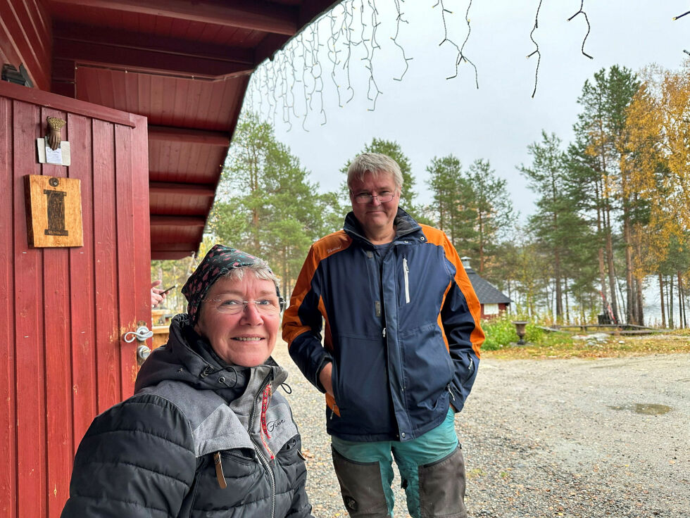 Hanne Tove Elke Randa er glad for at ektemannen Bent Atle Randa har hjemmekontor på Vaggatem, og dermed er mer tilgjengelig på alle måter.
 Foto: Hallgeir Henriksen