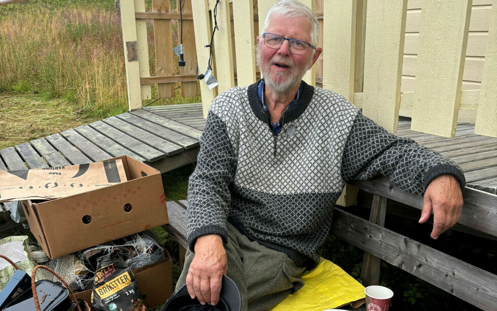 Arild Wiltmann Kero ved bålplassen der han koker kaffe.
 Foto: Anders Henriksen