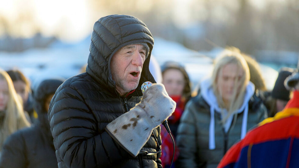 Kjell M. Derås i Naturvernforbundet taler for sterkere lys på båndene mellom politikere og kraftbransje.
 Foto: Cecilie Bergan Stuedal